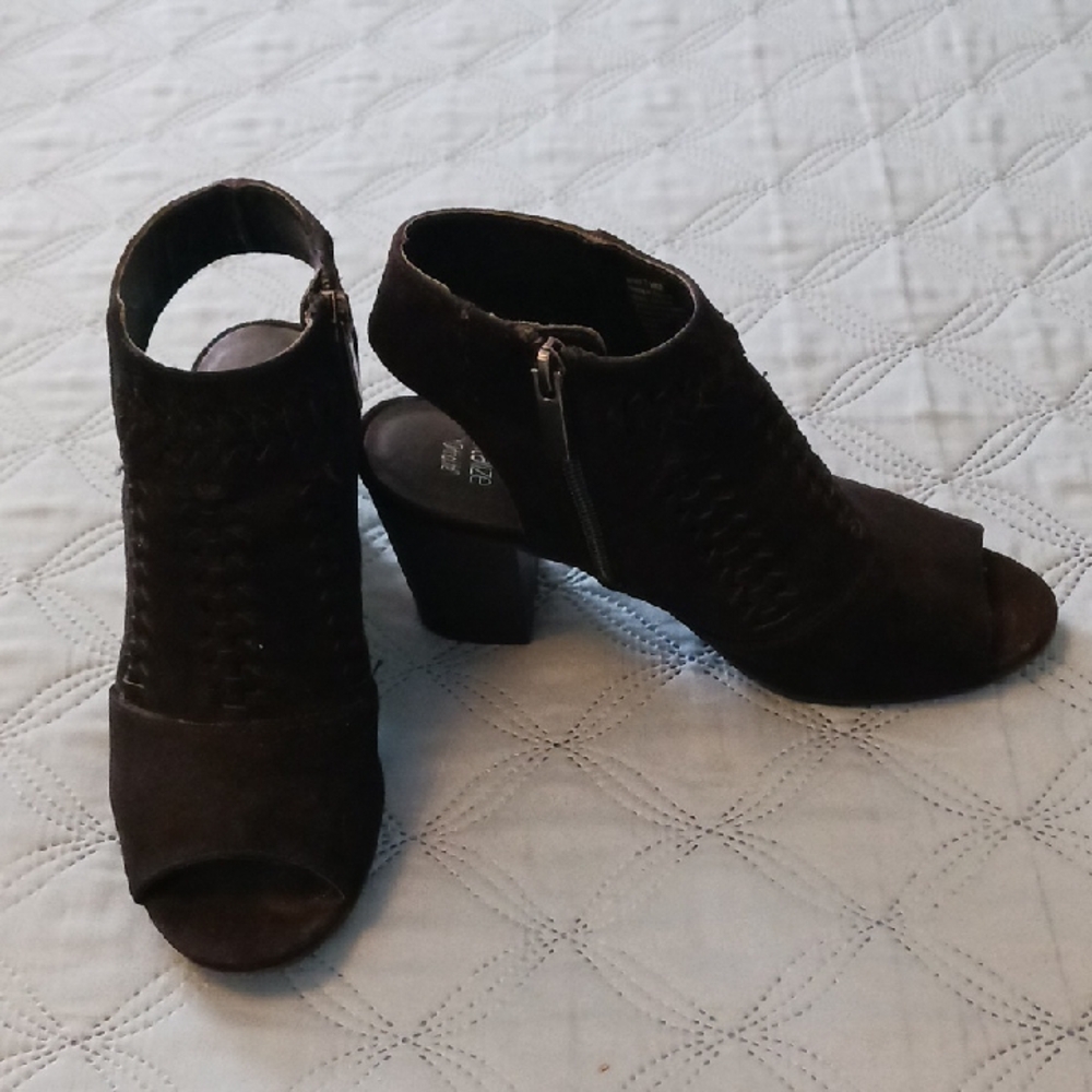 Women's Black Peep-Toe Ankle Boots, size 7M, by Sonoma, 3" heel.